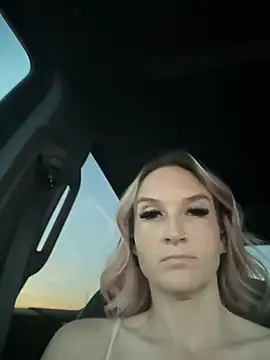 Kate-Paul's Live XXX Chat