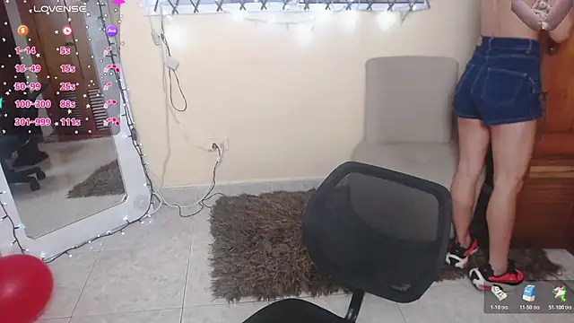 NicoleSantana's Live XXX Chat