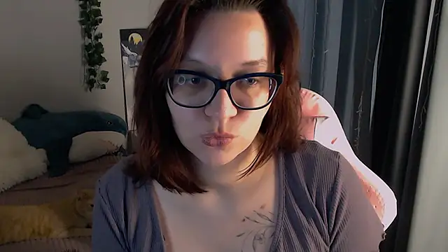 Chatroom XXX en direct de Milaniya_Poolys