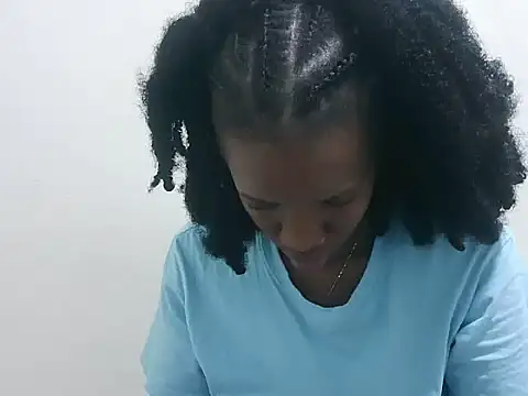 prettybeee's Webcam Show