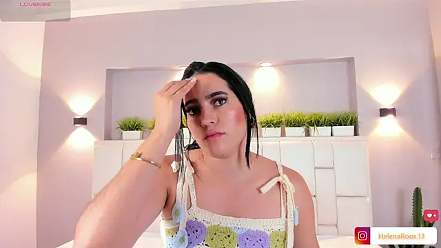 XXX chat uživo modela HelenaRoos