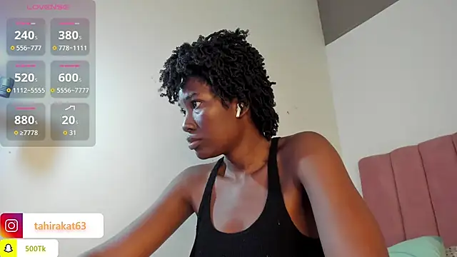 Tahira_21_ Chat XXX live