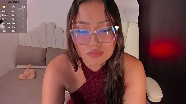 แชท XXX สดของ AmberLewis_