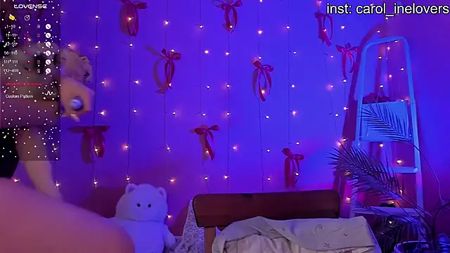 CarolineLovers élő XXX-chatje