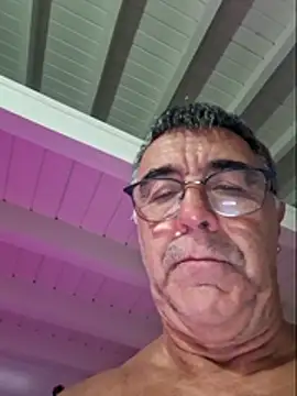 แชท XXX สดของ darialmas