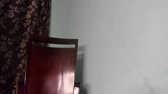 Nathaly_love96 élő XXX-chatje