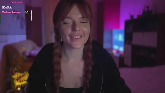 CherryRed_Girl: απευθείας συνομιλία ΧΧΧ