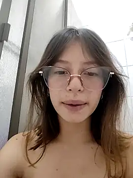 Tiiana's Live XXX Chat