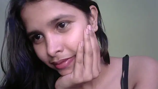 LAVISH_BESTのライブXXXチャット