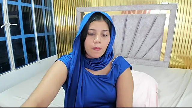 Amyra_Rasi Live XXX-chat