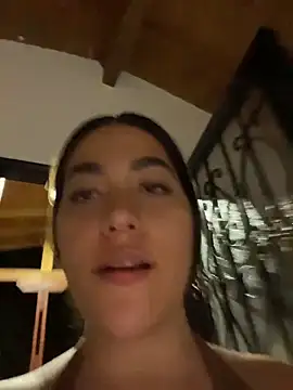 Nhefertary: απευθείας συνομιλία ΧΧΧ