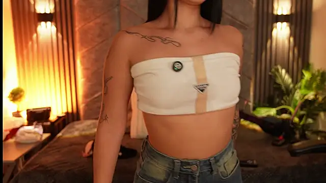 Chatroom XXX en direct de AuroraLanee_