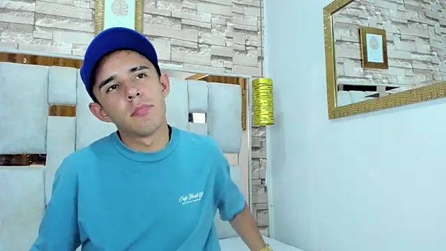 Czat XXX na żywo – Lian_Brown