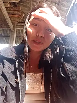 Rose-222's Live XXX Chat