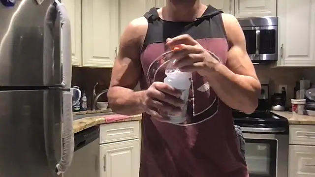 BigGuyMuscle's Live XXX Chat