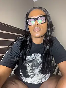 Chat XXX ao vivo de Moonzy77