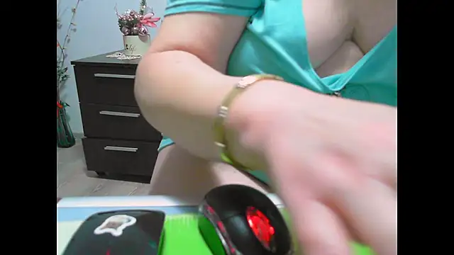 Hyllda Live XXX-chat