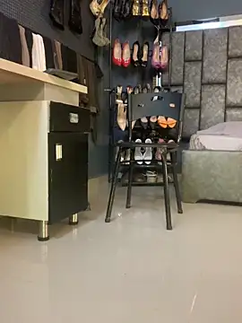 Matureyulyet Adlı Modelin Canlı XXX Sohbeti