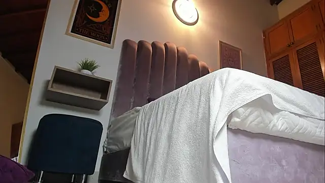 sky_caroline 即時 XXX 聊天