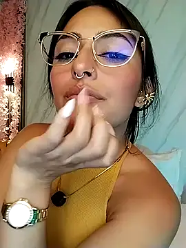 Nanda_Vixen's Live XXX Chat