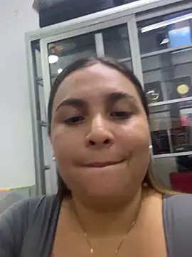 sofiafantasy's Live XXX Chat