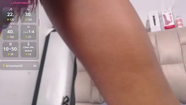 esmeralda-bk's Live XXX Chat