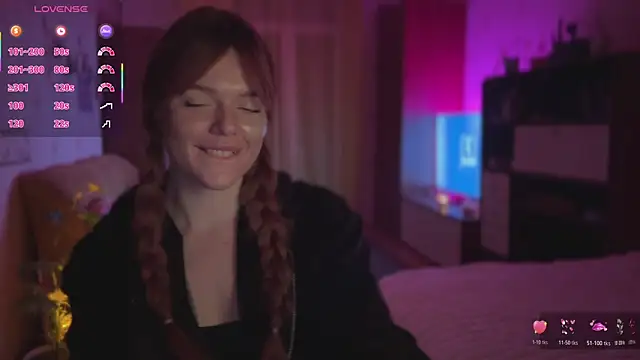 CherryRed_Girl: онлайн-секс-чат