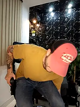 Rafael_Mendezz's Live XXX Chat