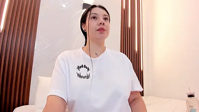 Chat XXX en directo de CarolinaMejia