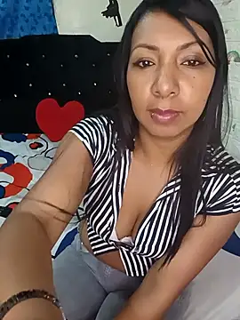 Chat XXX en directo de pocahontas_nex