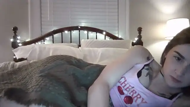 tattedsweets01's Webcam Show