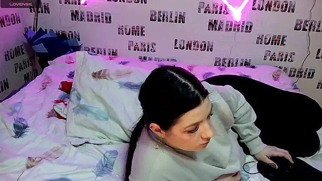 Chat XXX en directo de Bya_hootgyrl1