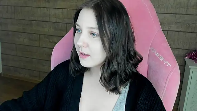 TinnaBurton's Live XXX Chat