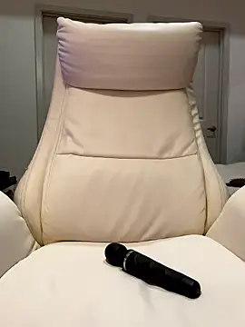 jade_369 Adlı Modelin Canlı XXX Sohbeti