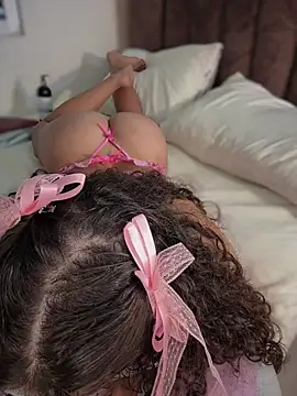 Shara_dreams' Live XXX Chat