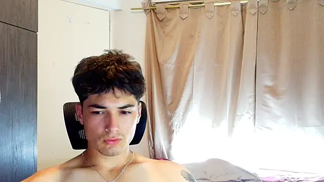 دردشة jimmy_class الجنسية المباشرة