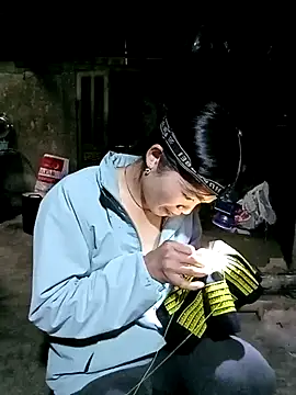 ngan-cute Live XXX Chat