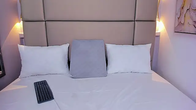 Chat XXX ao vivo de Violettaevans_