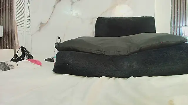 MayaBaker লাইভ XXX চ্যাট