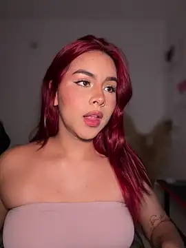 Chatroom XXX en direct de Zarahs_Blare1