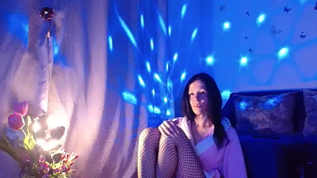 ElysaSun – Naživo XXX chat