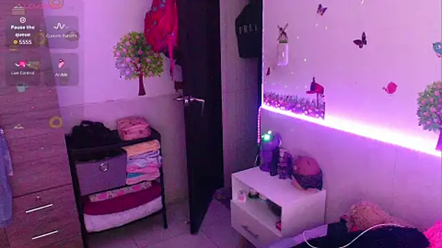 emily_cooper_t Chat XXX in diretta