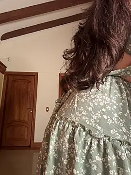 Amelia_Rouse লাইভ XXX চ্যাট