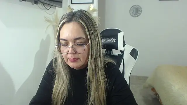 samy_vsn's Live XXX Chat