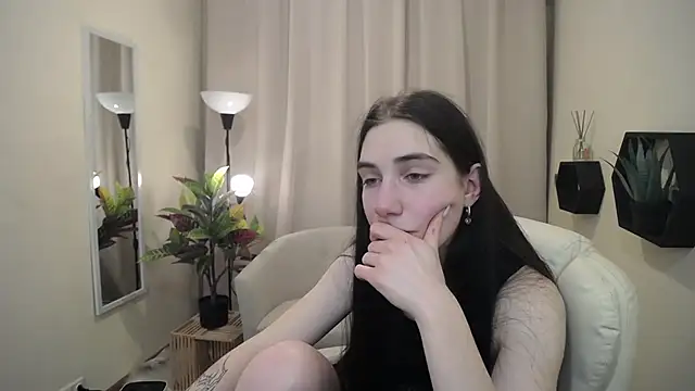 NikaStark_ 即時 XXX 聊天