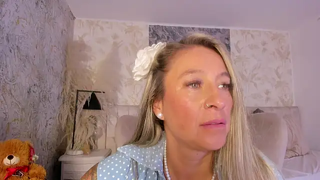 Liannaa_'s Live XXX Chat