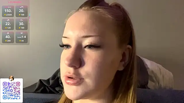 PandaFluff's Live XXX Chat