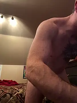 DILFiGuess1's Live XXX Chat