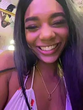 Chatroom XXX en direct de Savannahfisher