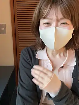 momo_yuipu's Live XXX Chat